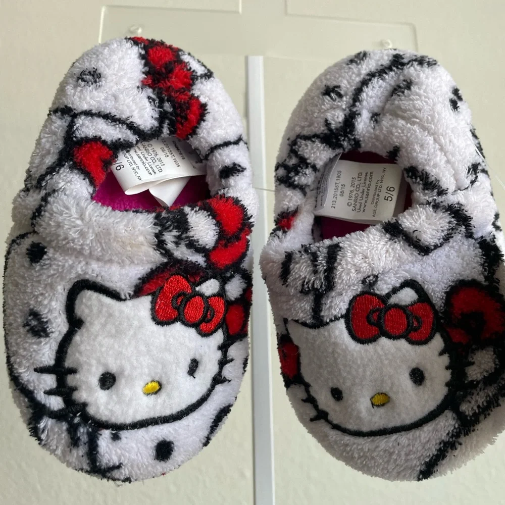 Hello Kitty Cozy Fuzzy Slippers for kids.